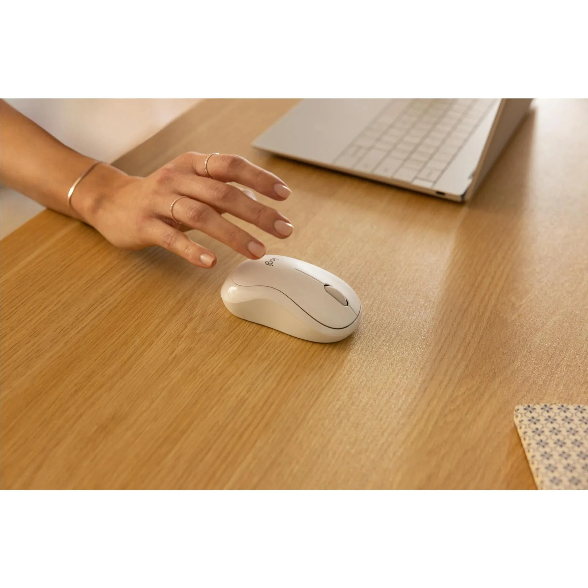 Мышки Logitech M240 Silent Bluetooth Mouse White