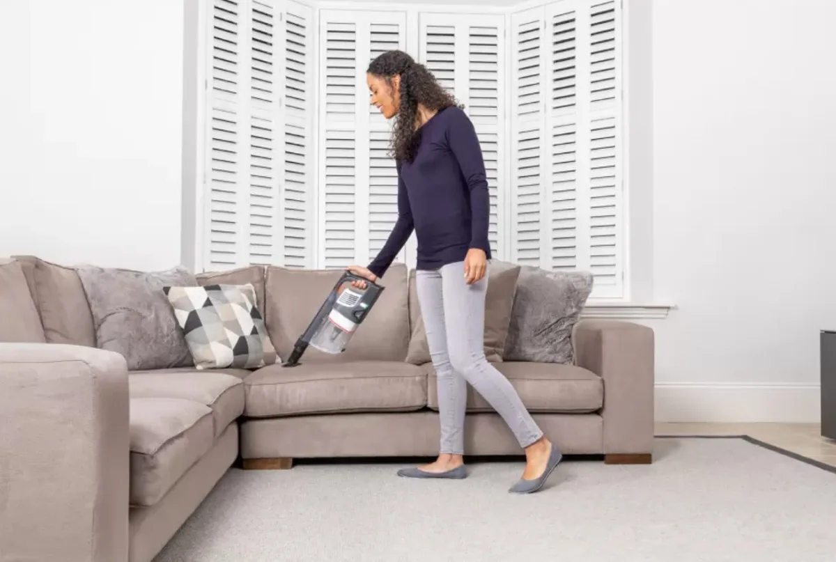 Вертикальный пылесос Shark Anti Hair Wrap Cordless Vacuum