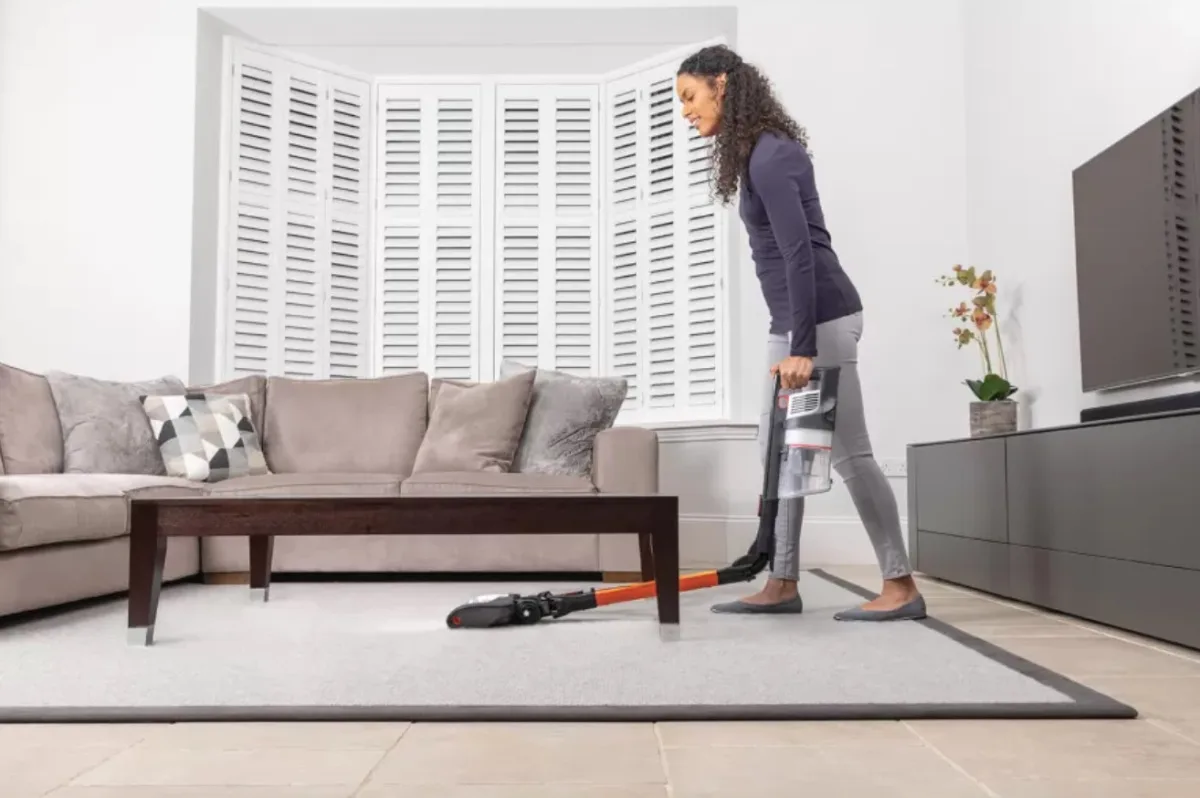 Вертикальный пылесос Shark Anti Hair Wrap Cordless Vacuum
