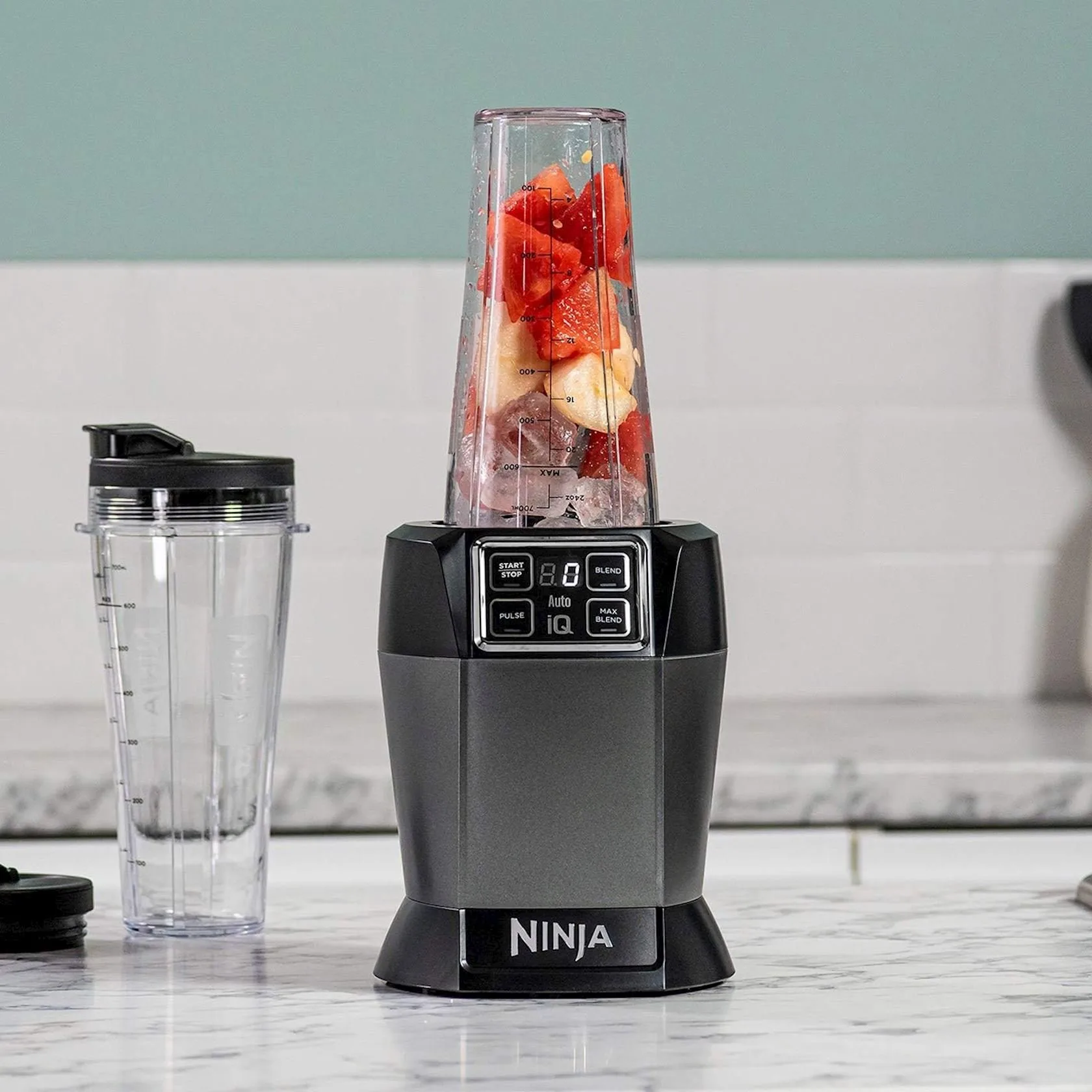 Блендер Ninja BN495EU