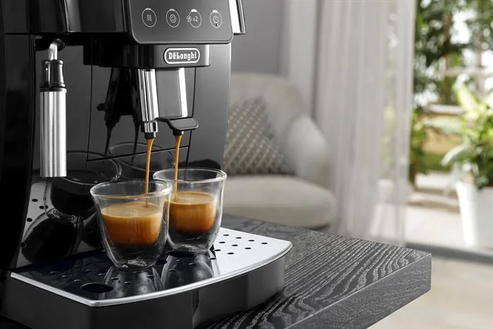 Кофемашина Delonghi ECAM220.21.B