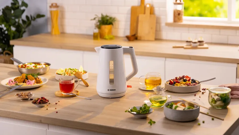 Электрический чайник Bosch TWK1M121 Белый