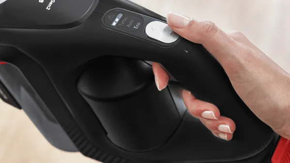 Вертикальный пылесос Bosch BCS82BL24