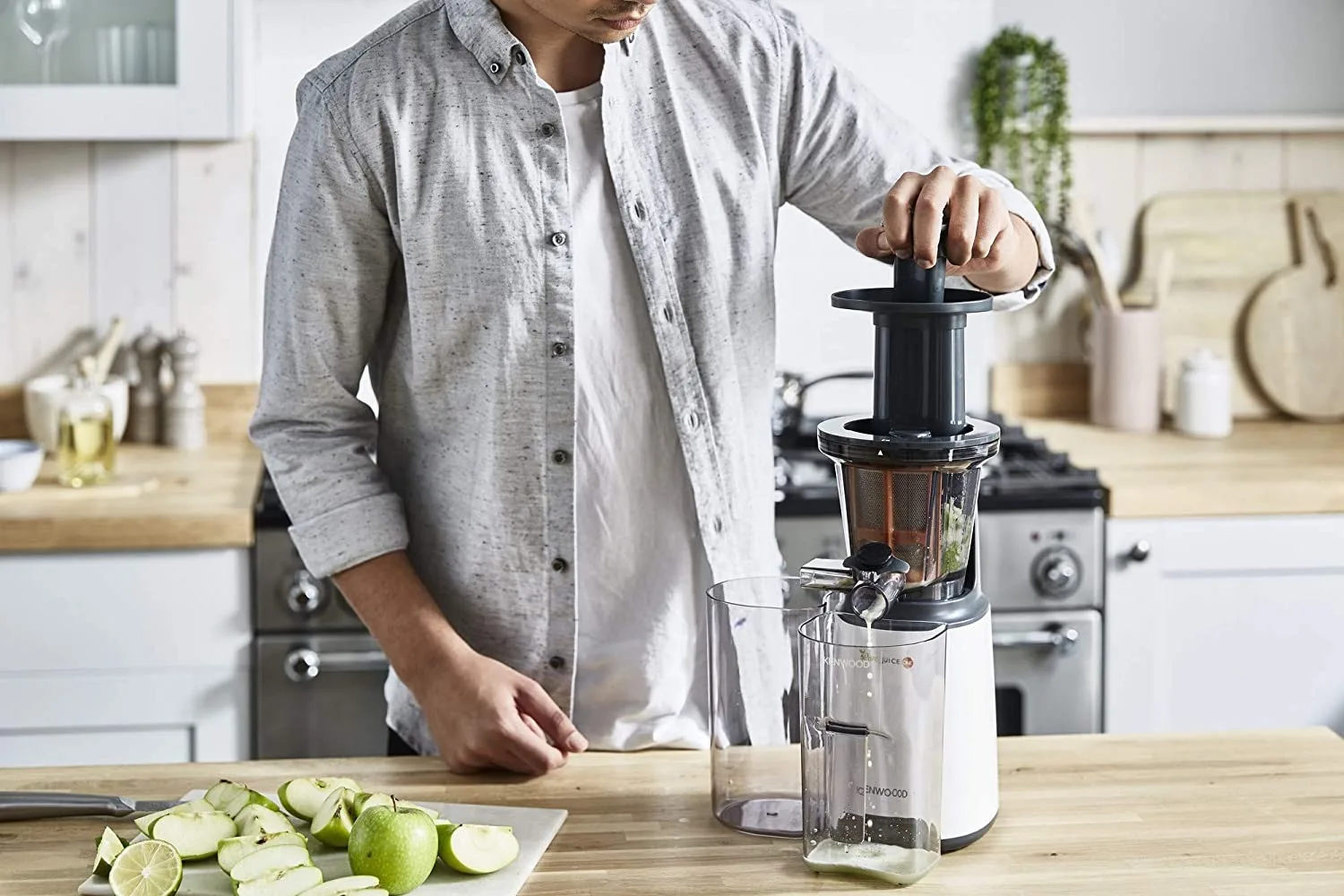 Şirəçəkən Kenwood JMP400WH