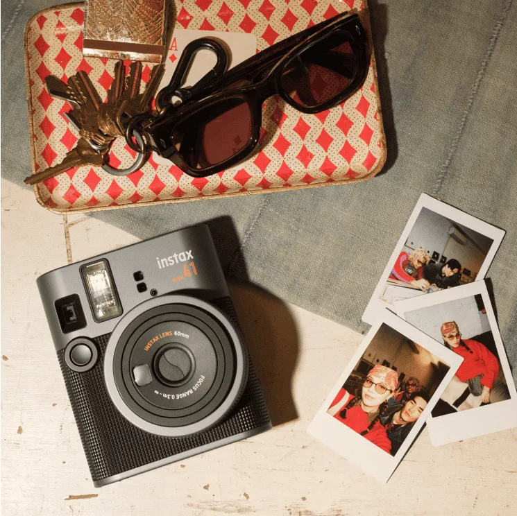 Фотоаппарат Fujifilm Instax Mini 41