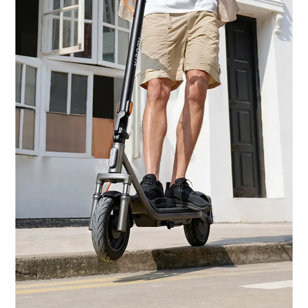 Самокат Xiaomi Scooter 6 Lite Black (DDHBC26LQ) BHR08R6GL