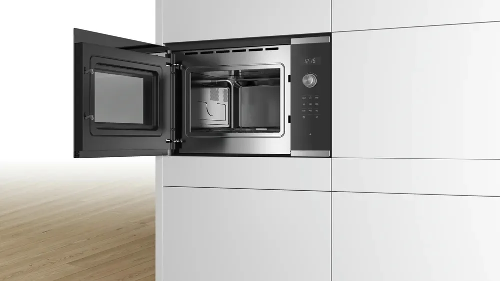 Микроволновая печь Bosch BFL554MS0