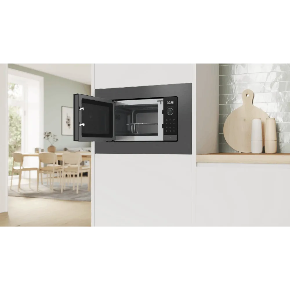 Микроволновая печь Bosch BEL623MD3