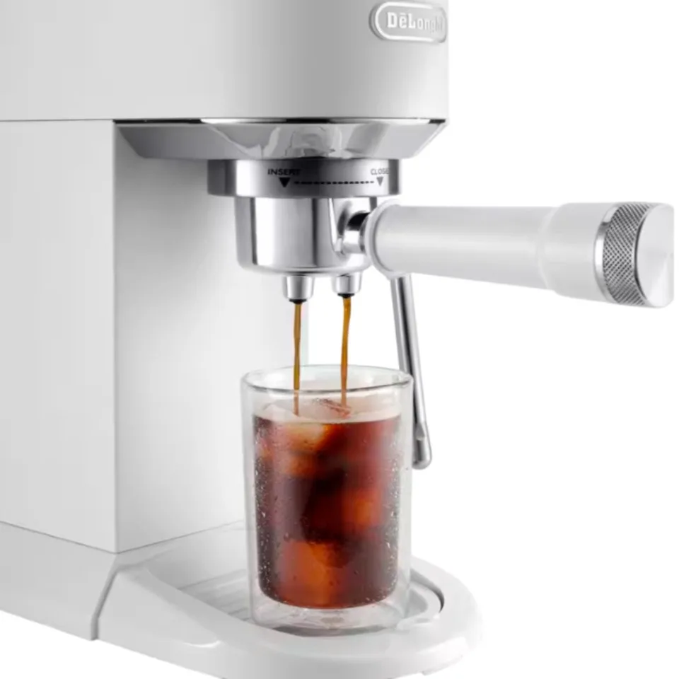 Qəhvə bişirən Delonghi EC885.BG