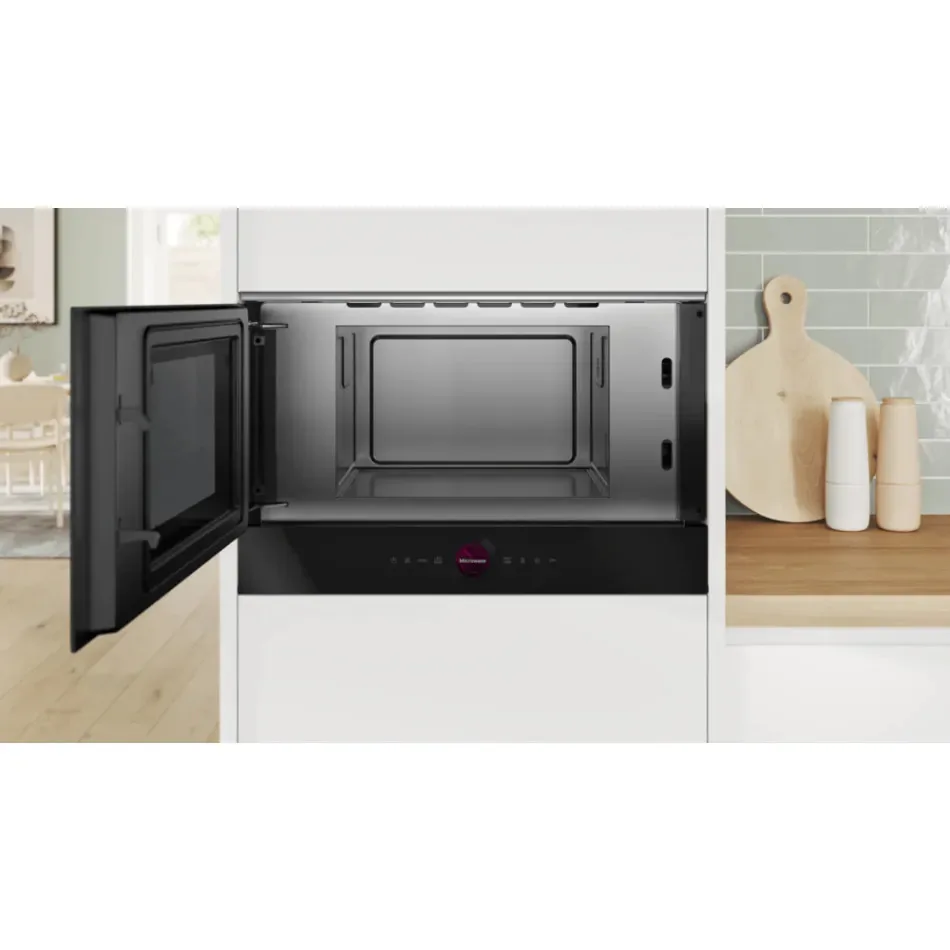 Микроволновая печь Bosch BFL9221B1
