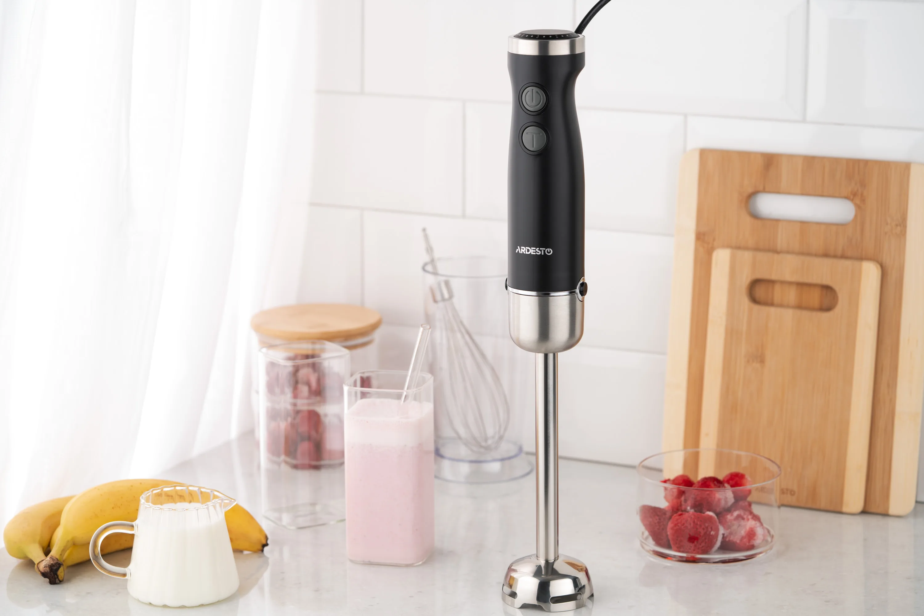 Blender Ardesto HBG-600BWH