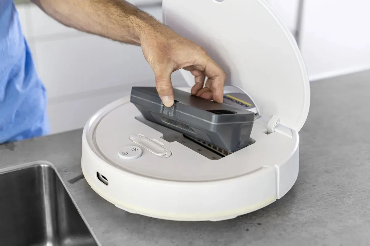 Роботы пылесосы Karcher RCV 3 EU