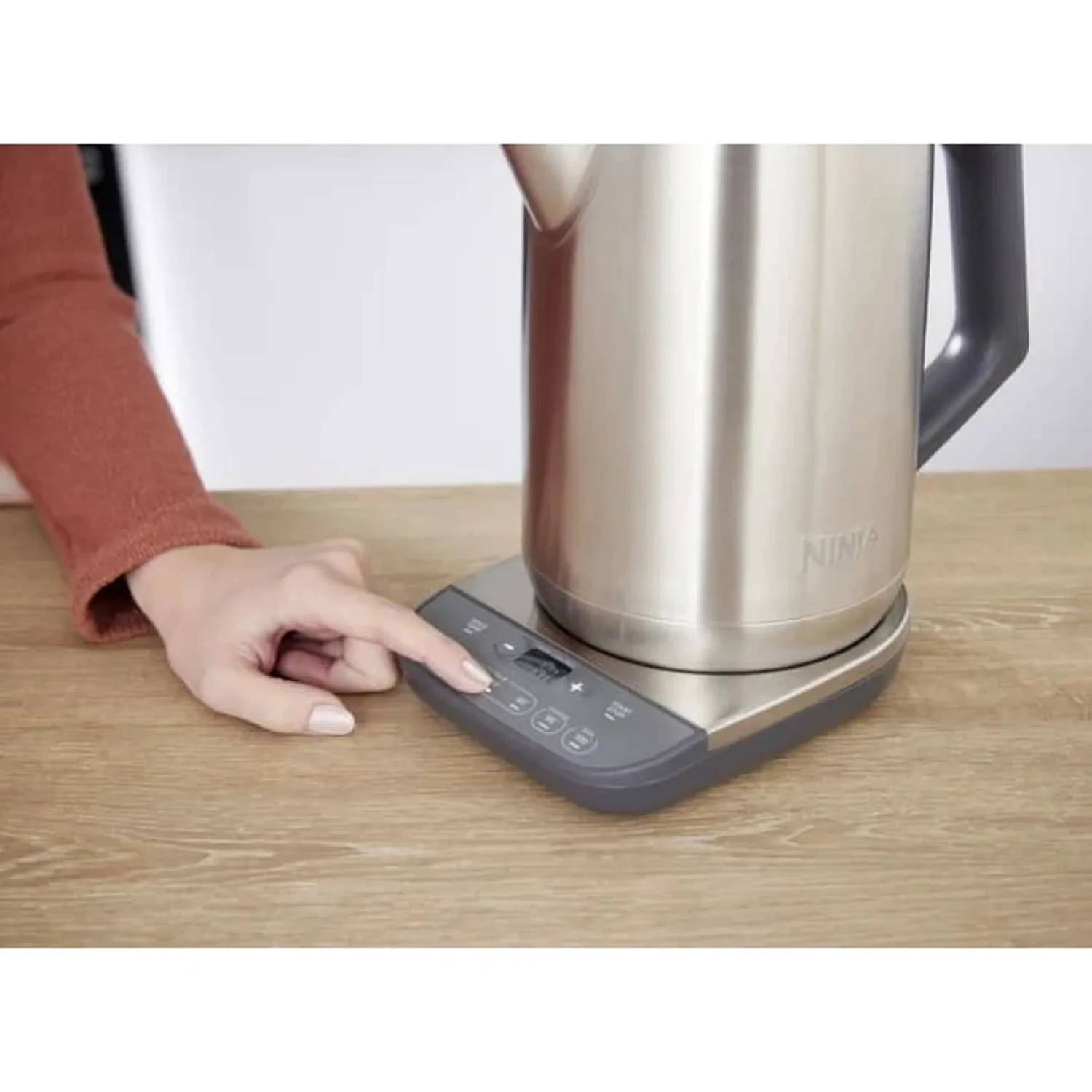 Elektrikli çaydan Ninja Kettle KT201EU